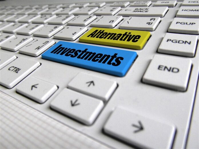 5 Common Types of Alternative Investments 5 Common Types of Alternative Investments